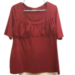 Elle Short Sleeve Tops-‎